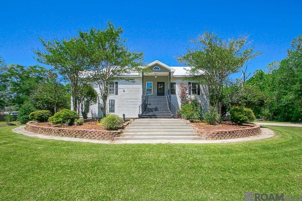 10373 Gurney Rd, Baker, LA 70714