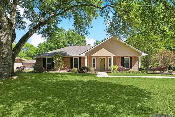 17109 Chickasaw Ave, Central, LA 70739