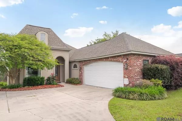 9185 Rue De Fleur,  Denham Springs,  LA 70706
