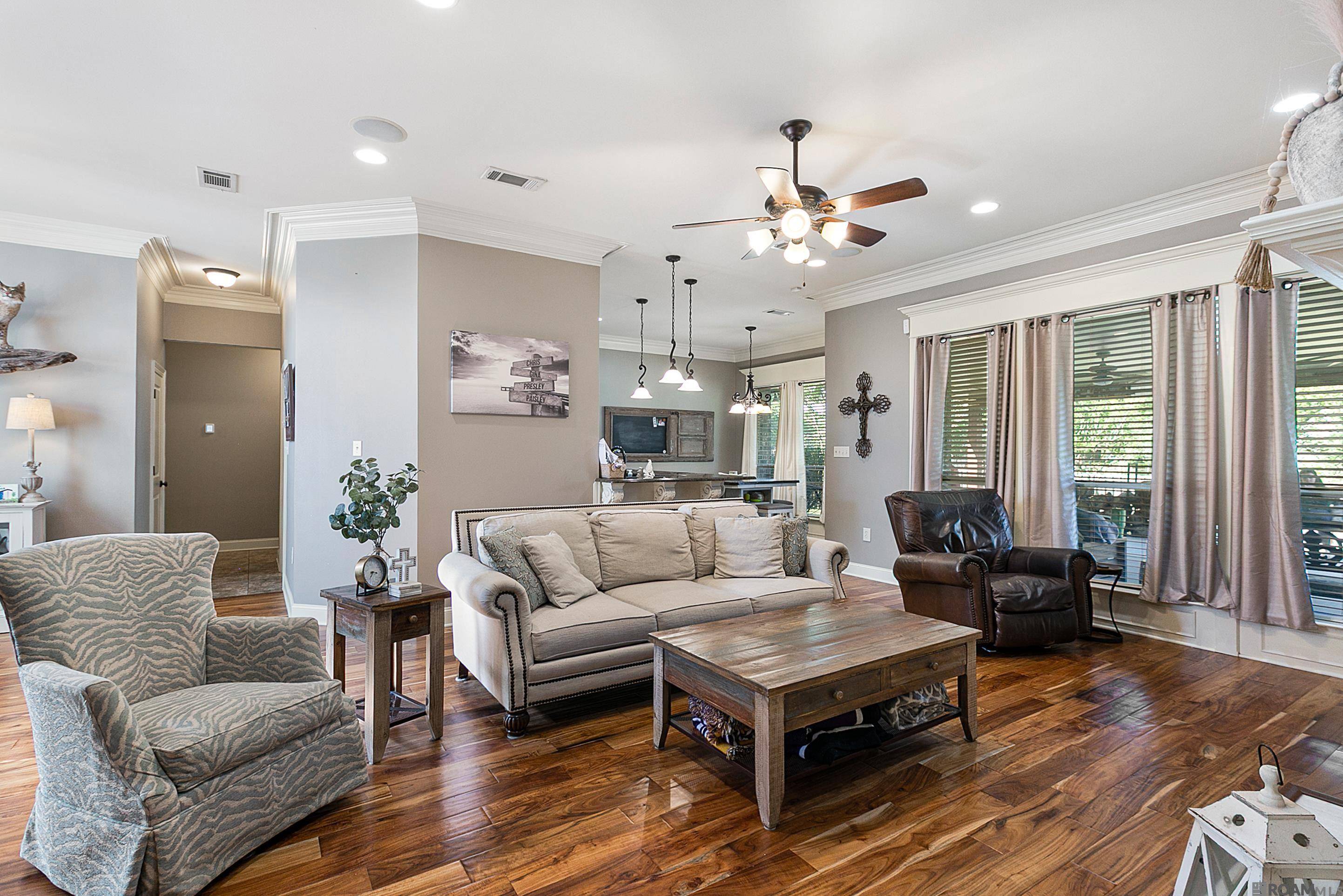 Denham Springs, LA 70726,24929 Plantation Lake Ave