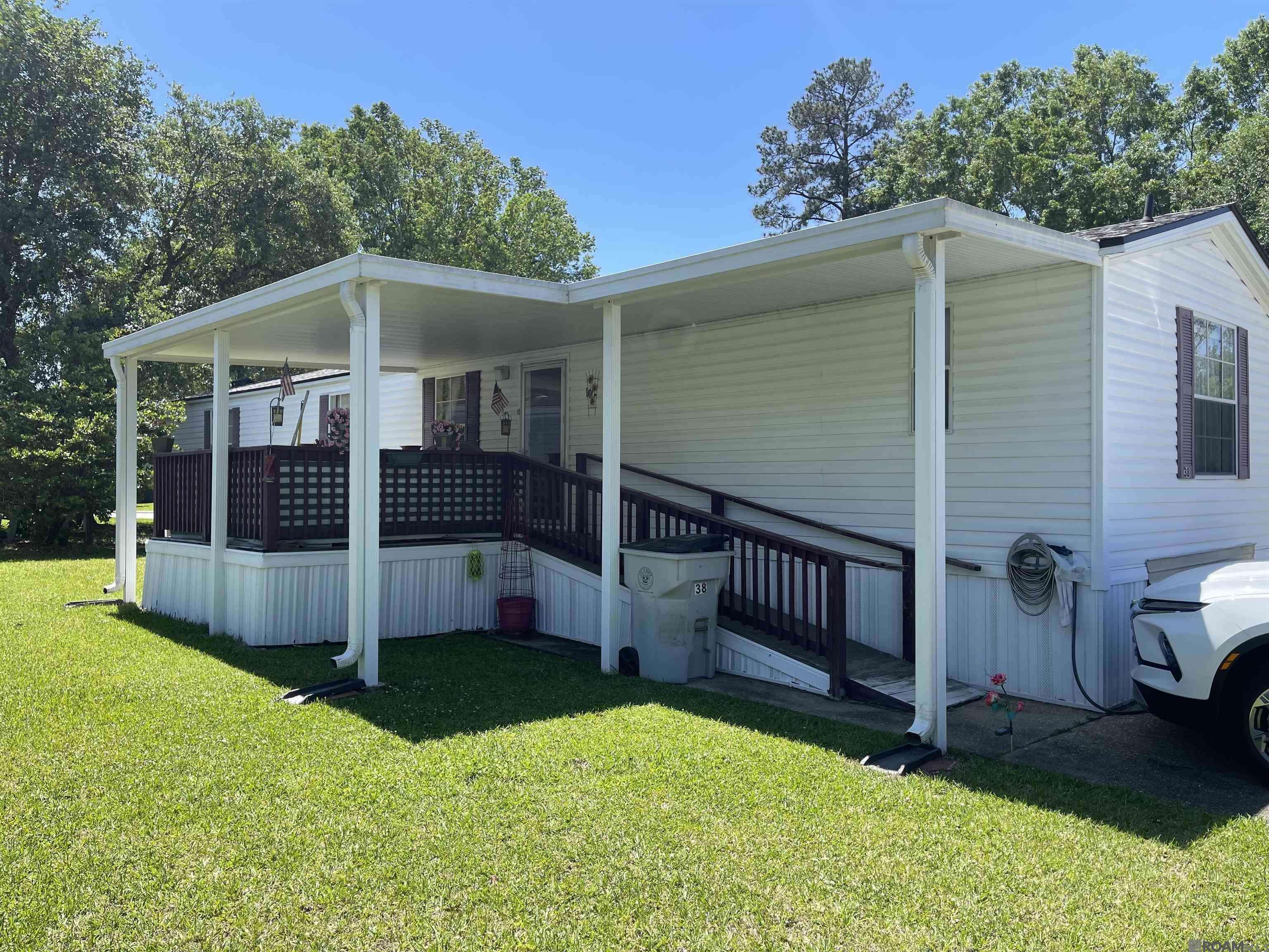 5885 Lavey Ln, Baker, LA 70714