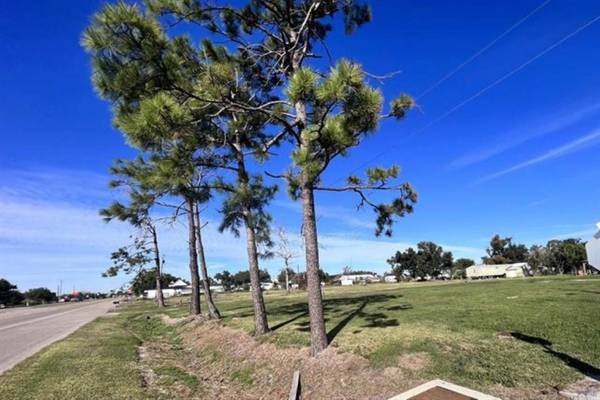 2124 S Alex Plaisance Boulevard, Golden Meadow, LA 70357