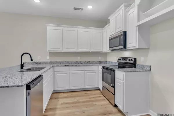 Prairieville, LA 70769,17445 Berkshire Dr ##43