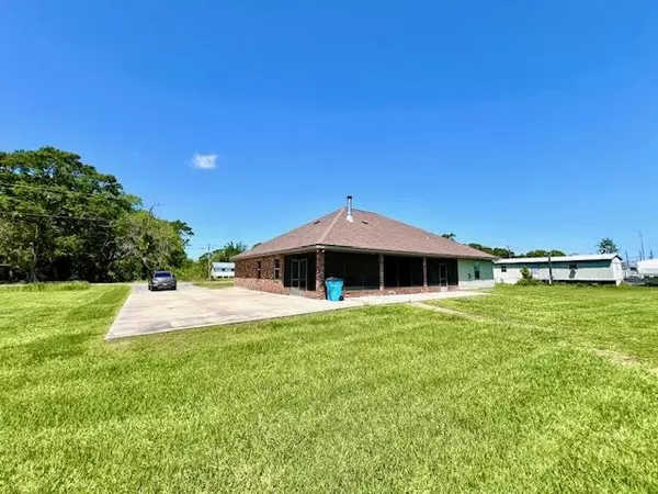 Franklin, LA 70538,245 N Prairie Rd