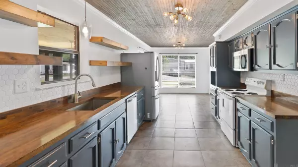 Prairieville, LA 70769,45030 Walls Cemetery Rd