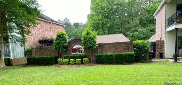 St Francisville, LA 70775,5802 Creekside Ln