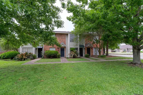 910 W Macci St ##B, Gonzales, LA 70737