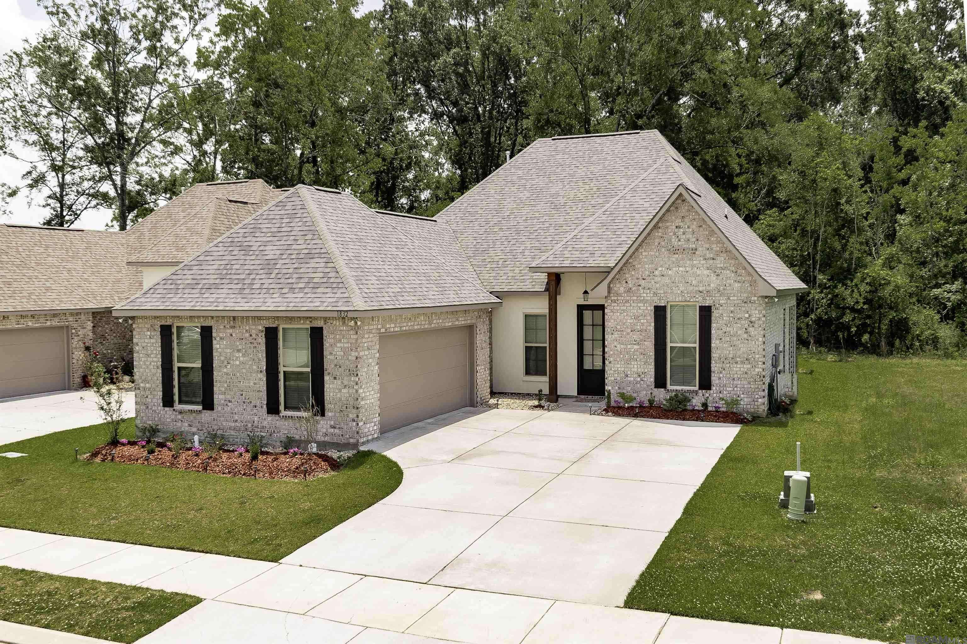 1832 Marshall Jones Sr Ave, Zachary, LA 70791