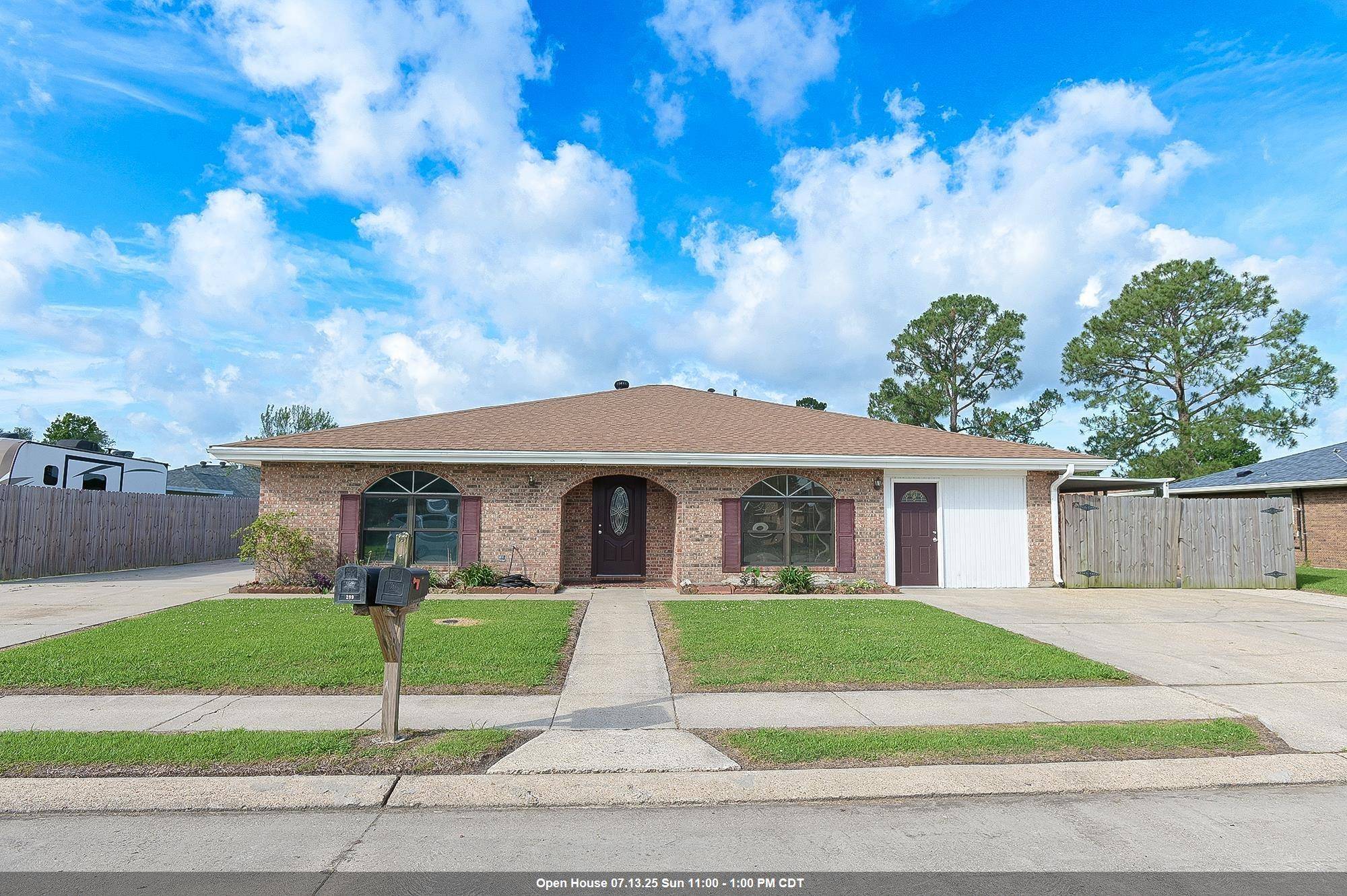 209 Denning Drive, Houma, LA 70360
