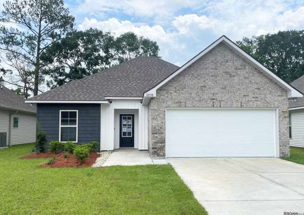 32538 White Bloom Ln, Walker, LA 70785