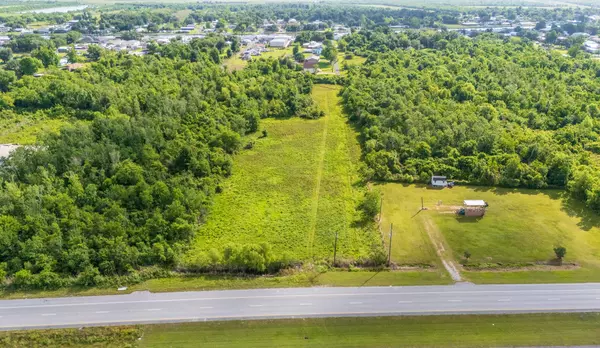 TBD Hwy 3235 East Side,  Galliano,  LA 70354