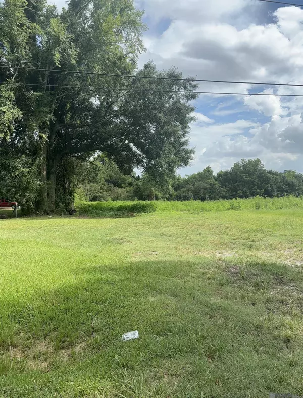 A-2-A Stanley Aubin Ln, Baton Rouge, LA 70816