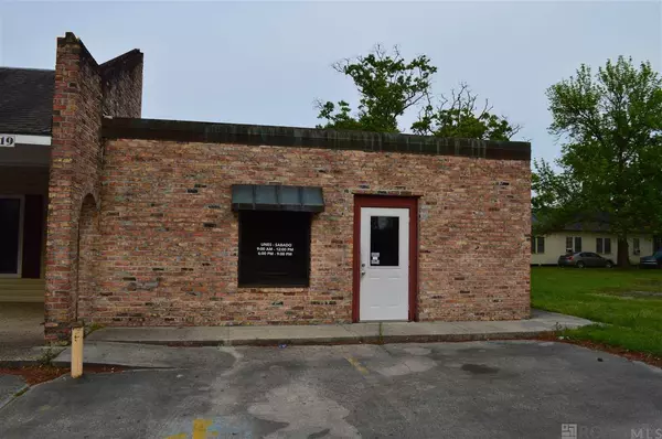 519 E Roosevelt St, Gonzales, LA 70737