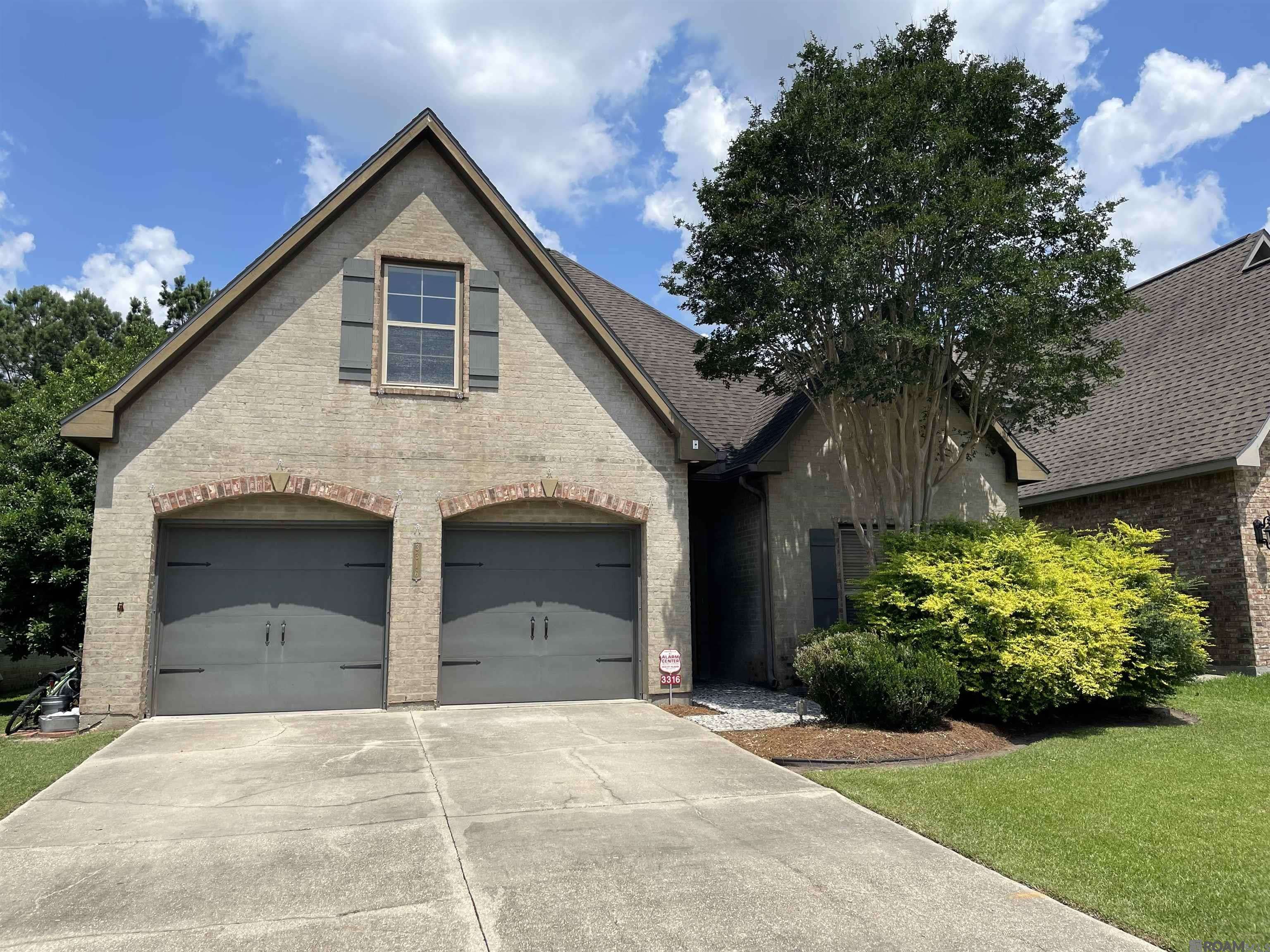 3316 Grassy Lake Dr, Baton Rouge, LA 70816