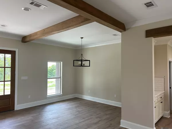 Port Allen, LA 70767,1542 Lamotte Ln