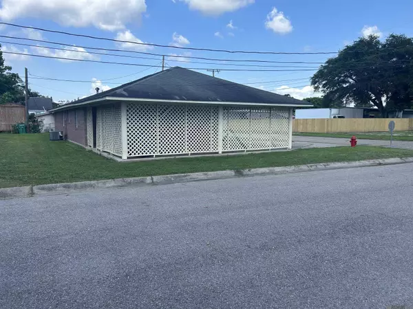 Plaquemine, LA 70764,58060 Desobry St