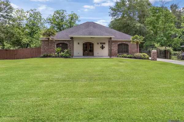 1086 Myrtle St, Baker, LA 70714