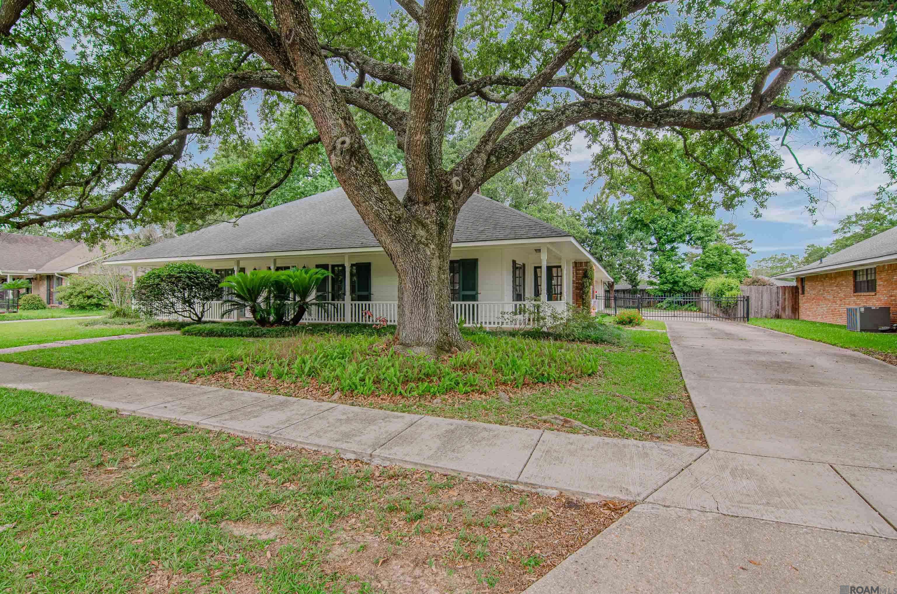 1537 Oakdale Dr, Baton Rouge, LA 70810