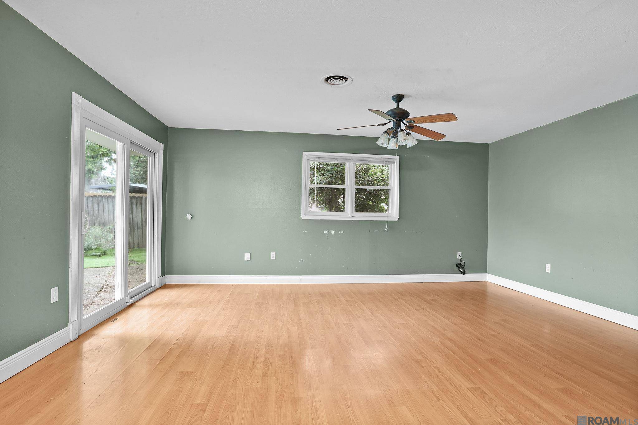 St Francisville, LA 70775,5794 Cypress St