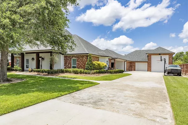 Houma, LA 70360,258 Destiny Place