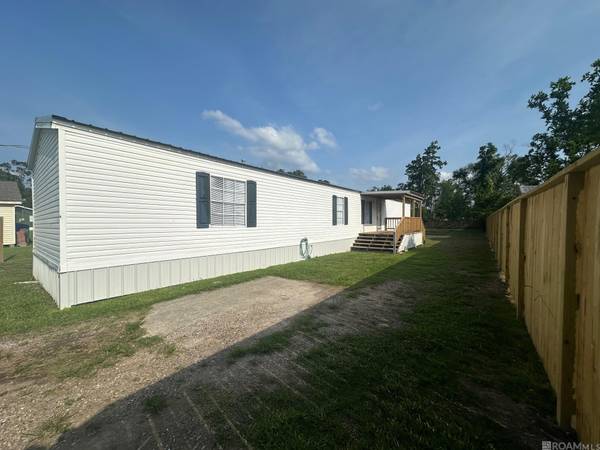 44091 Maurice Bourgeois Rd, St Amant, LA 70774