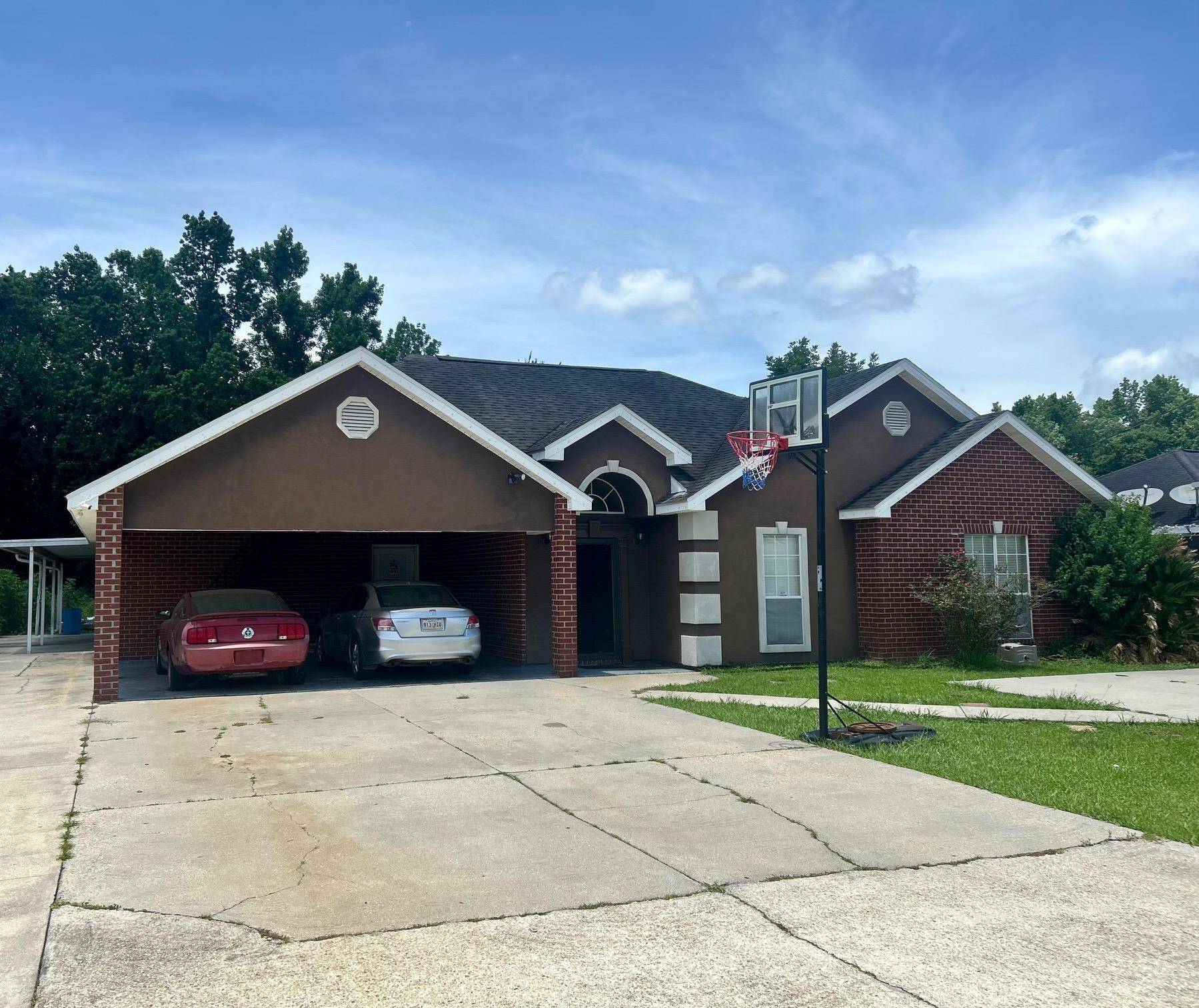 516 Leo St, Patterson, LA 70392