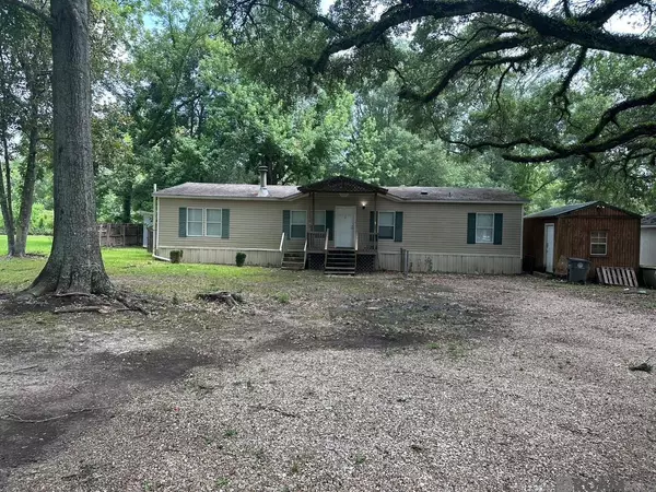 15713 Greenwell Springs Rd, Greenwell Springs, LA 70739