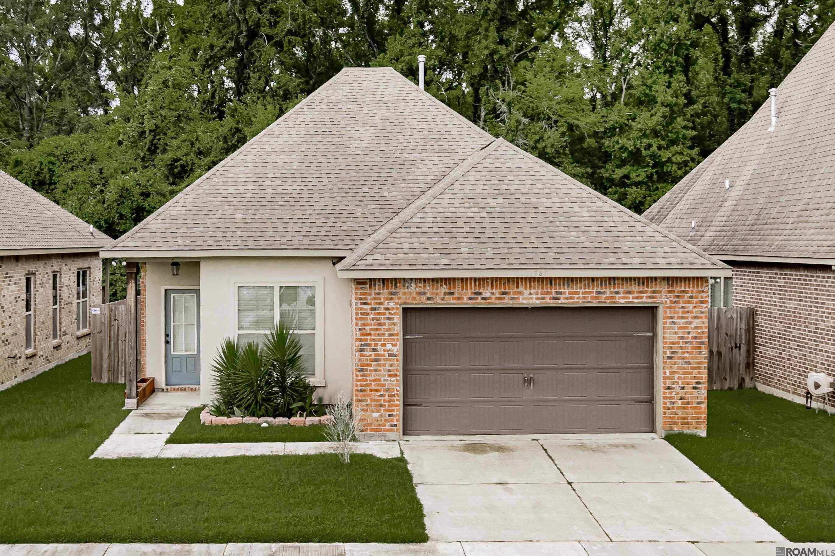 7985 Brown Hickory Ave, Baton Rouge, LA 70820