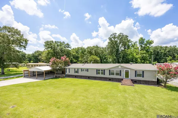 10845 L J Ln, Port Allen, LA 70767