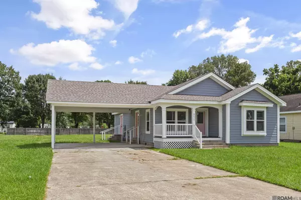 9435 Deer Trail Ave, Zachary, LA 70791