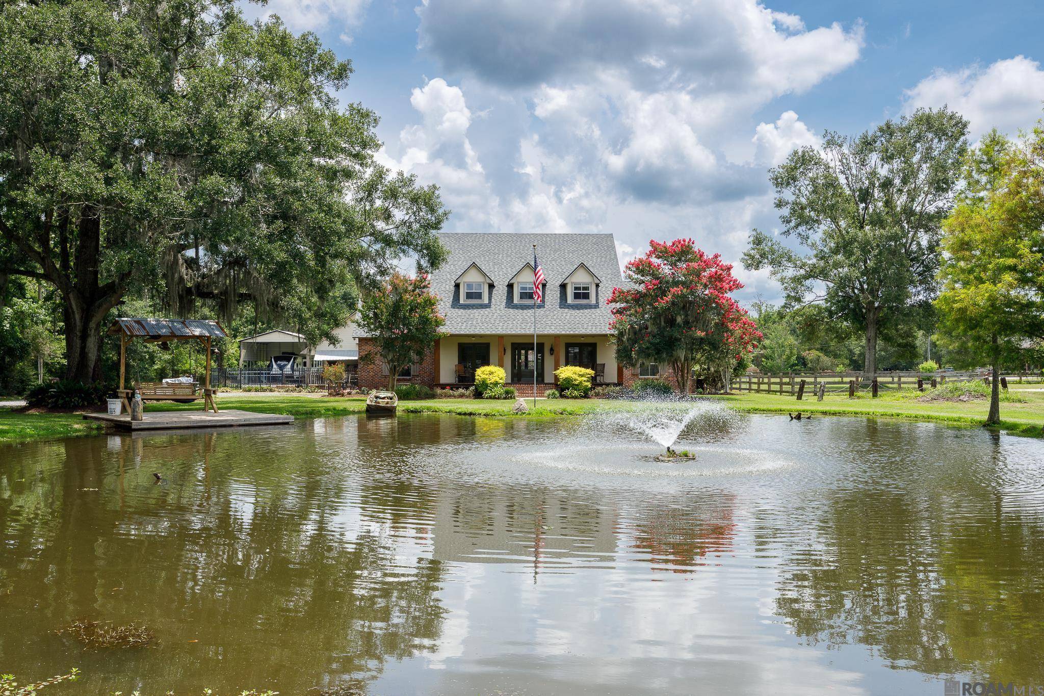16050 Henderson Bayou Rd, Prairieville, LA 70769