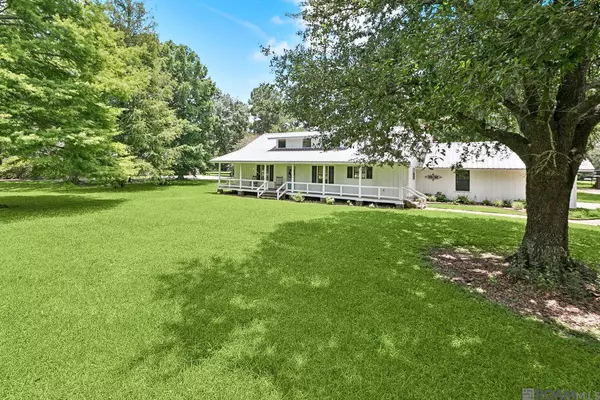22360 Talbot Dr, Plaquemine, LA 70764