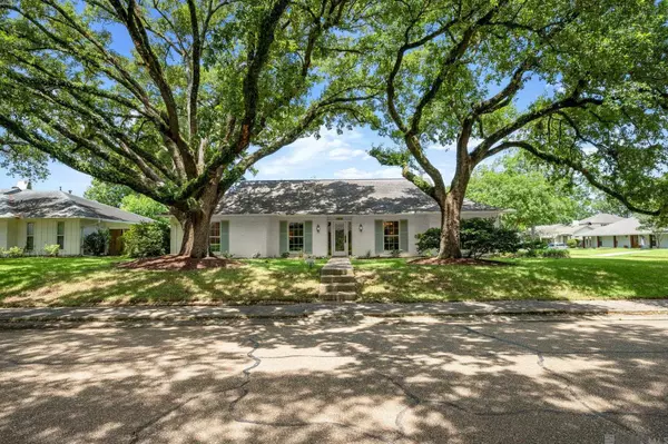3832 N Bluebonnet Rd, Baton Rouge, LA 70809