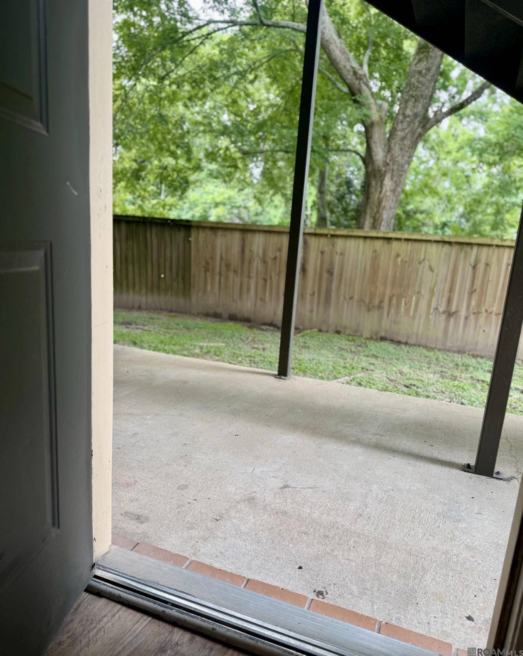 Saint George, LA 70809,11011 Cal Rd ##123