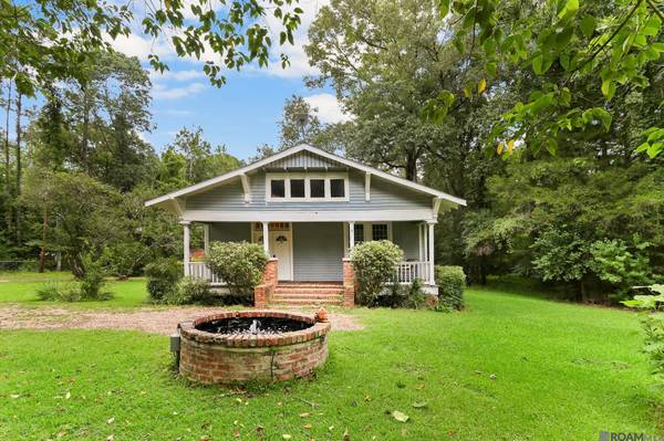 11089 Dewberry Ln, St Francisville, LA 70775