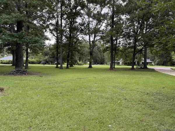 Saint George, LA 70810,554 Claiborne Avenue