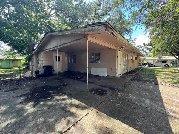 Baton Rouge, LA 70814,3512 Crestaire Dr