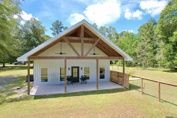 20101 Steve Hughes Rd, Walker, LA 70785