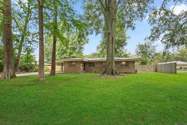 575 Lonita St, Baton Rouge, LA 70815