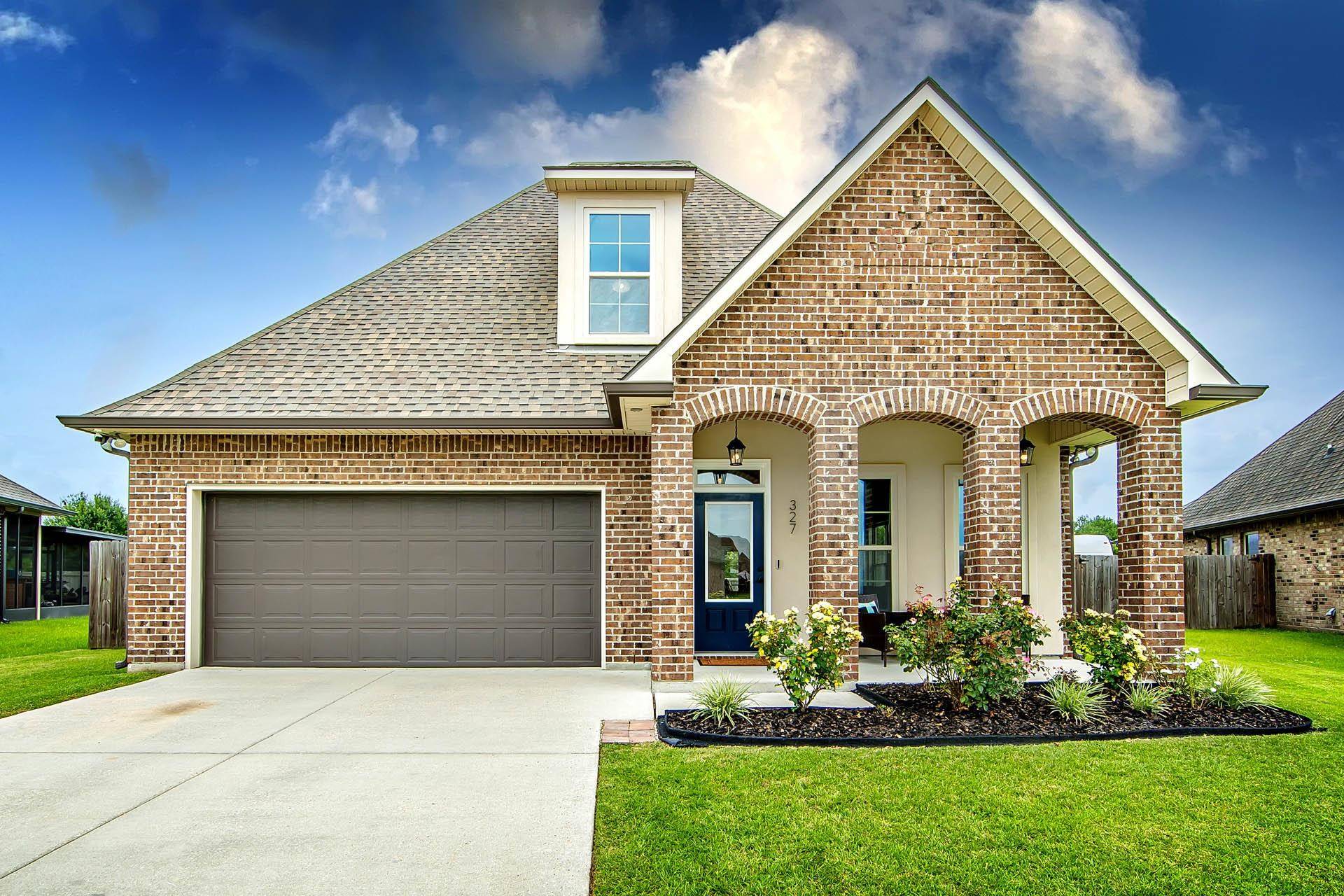 327 Highland Oaks Ave, Gray, LA 70359