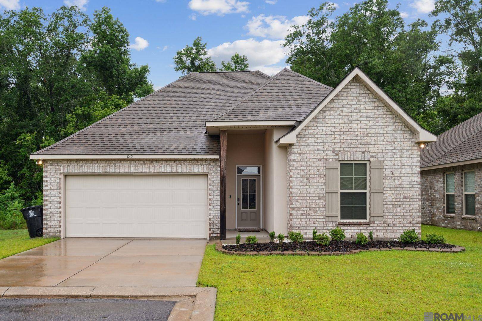 840 Palmetto Point Dr, Baton Rouge, LA 70820
