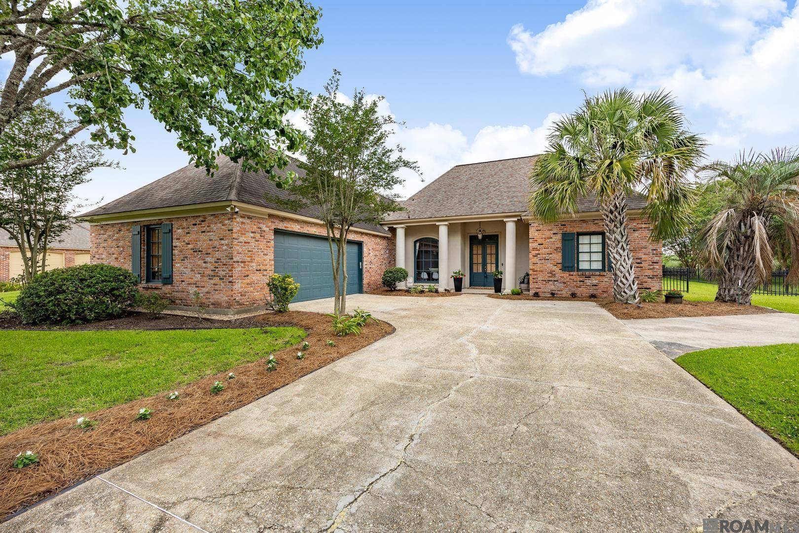 40363 Pelican Point Pkwy, Gonzales, LA 70737