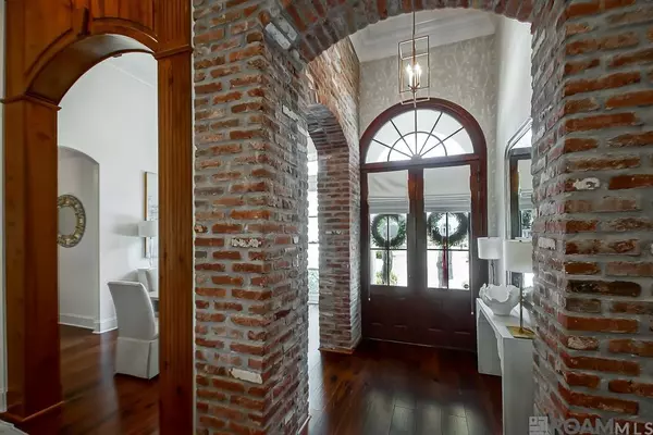 Baton Rouge, LA 70810,13650 Landmark Dr