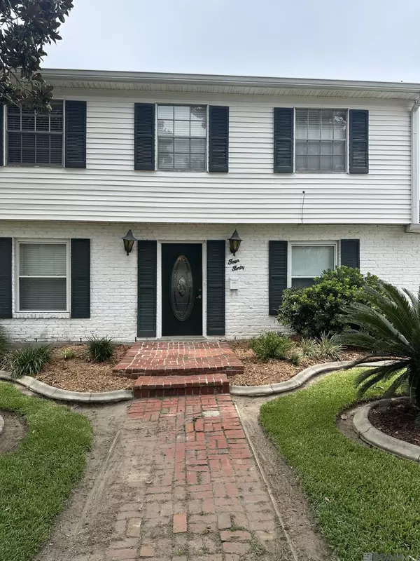 Kenner, LA 70065,440 Holy Cross Place