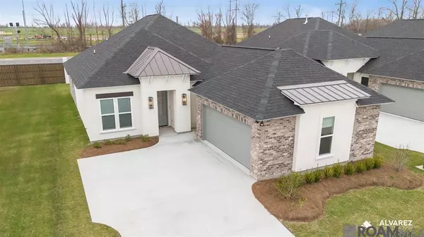 Saint George, LA 70810,14436 Caroline Way