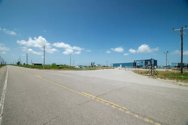 Golden Meadow, LA 70357,25742 Old Highway 1