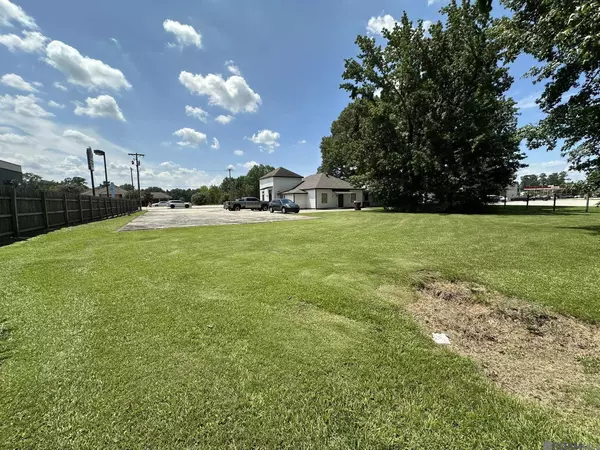 Denham Springs, LA 70726,13658 Hwy 16