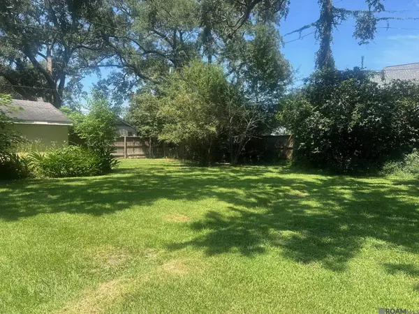 Baton Rouge, LA 70808,2027 Richland Ave