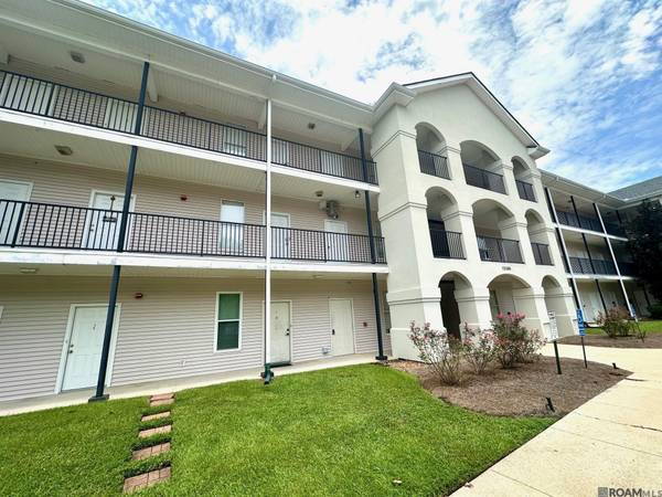 12386 River Highlands ##3D, Livingston, LA 70774
