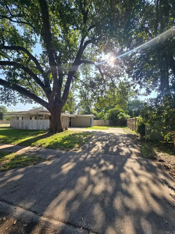 11022 Old Hammond Hwy, Baton Rouge, LA 70816
